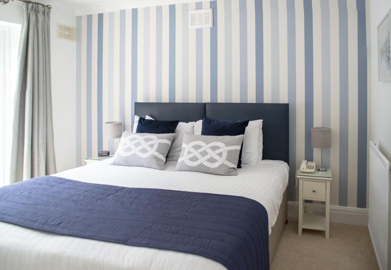 Berry Head Hotel Brixham Bagian luar foto